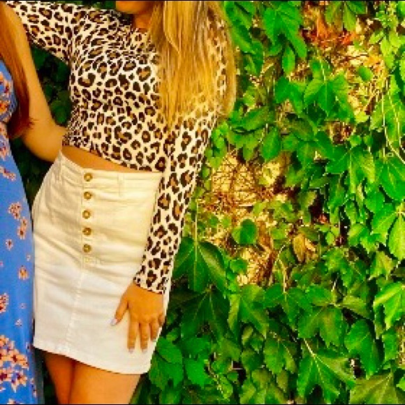 wild fable Dresses & Skirts - 🌸🌸4 items for $20🌸🌸 Adorable white jean skirt